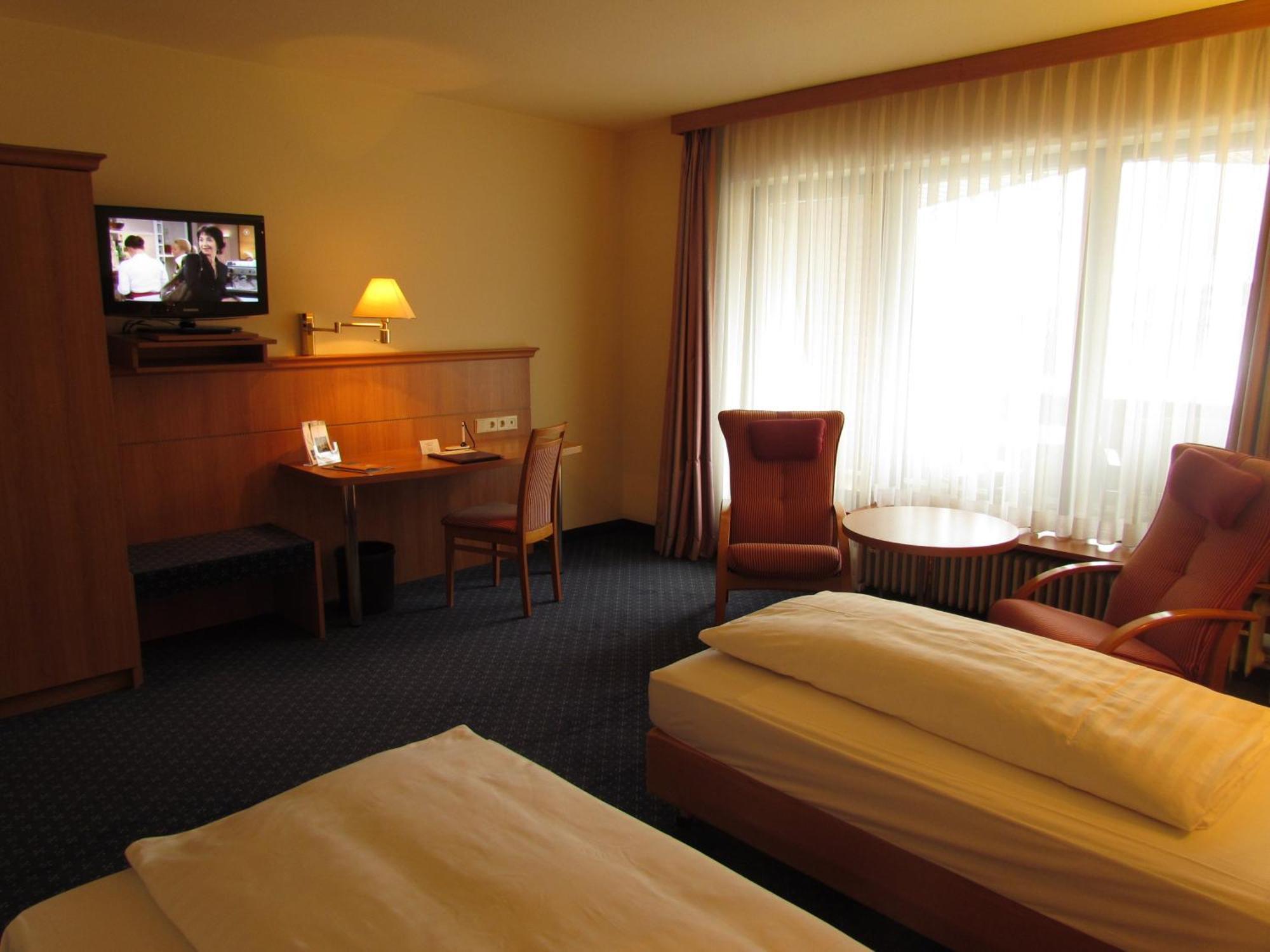 Parkhotel Bad Homburg บาดฮอมบูร์ก ฟอร์ แดร์เฮอเฮอ ภายนอก รูปภาพ