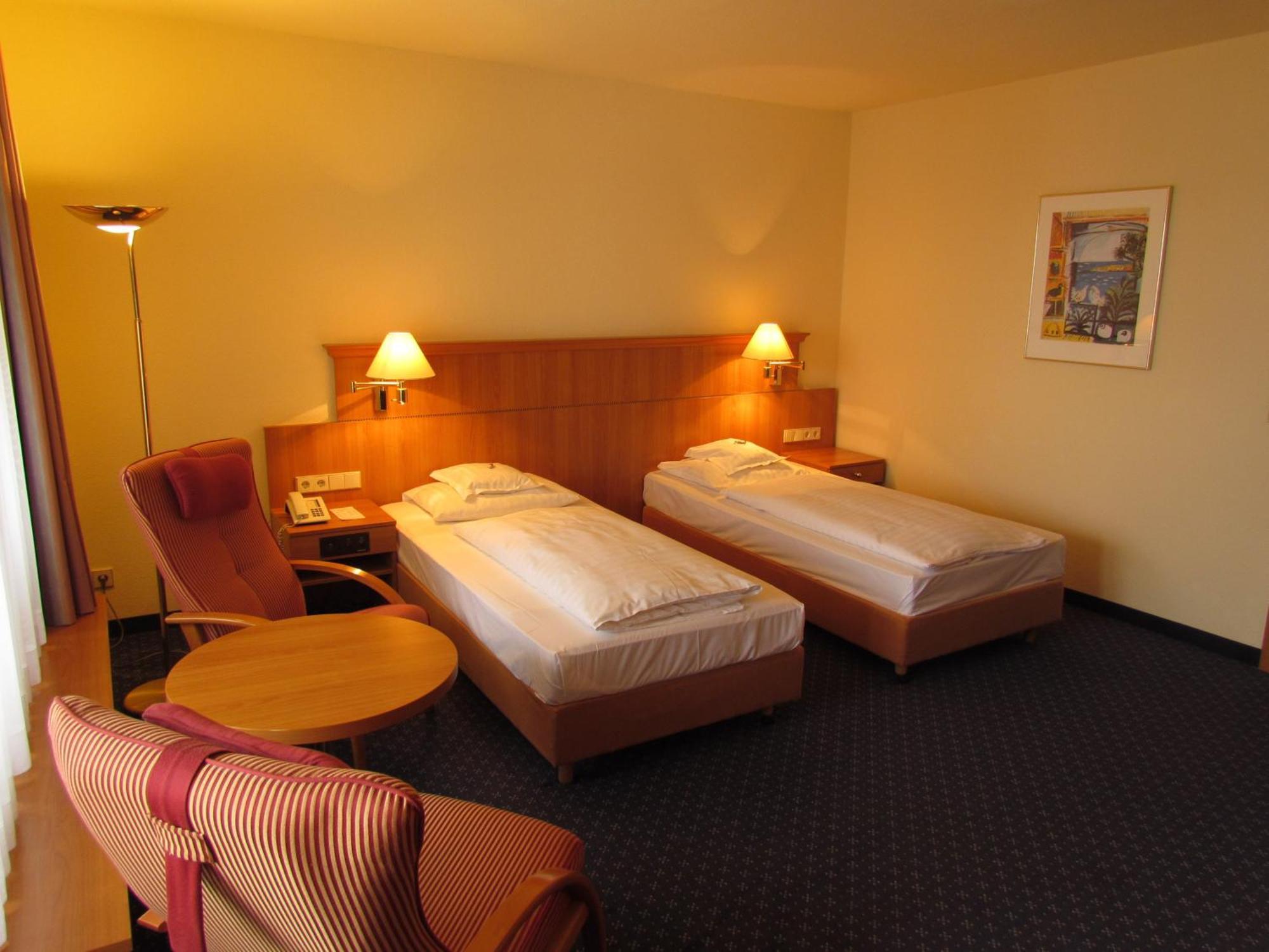 Parkhotel Bad Homburg บาดฮอมบูร์ก ฟอร์ แดร์เฮอเฮอ ภายนอก รูปภาพ