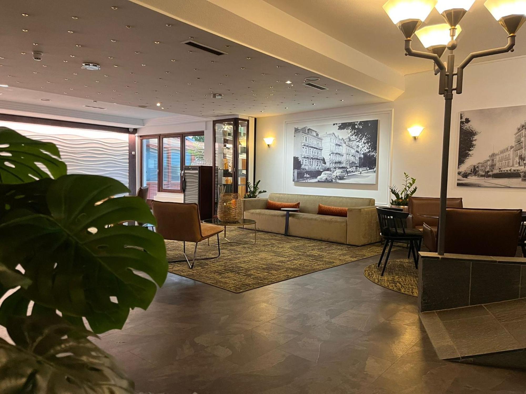 Parkhotel Bad Homburg บาดฮอมบูร์ก ฟอร์ แดร์เฮอเฮอ ภายนอก รูปภาพ