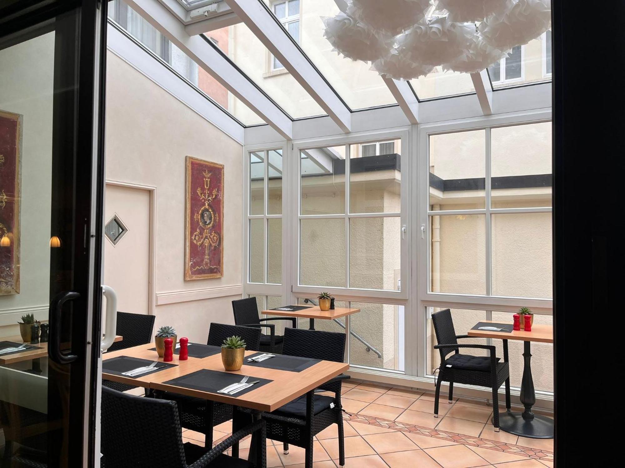 Parkhotel Bad Homburg บาดฮอมบูร์ก ฟอร์ แดร์เฮอเฮอ ภายนอก รูปภาพ