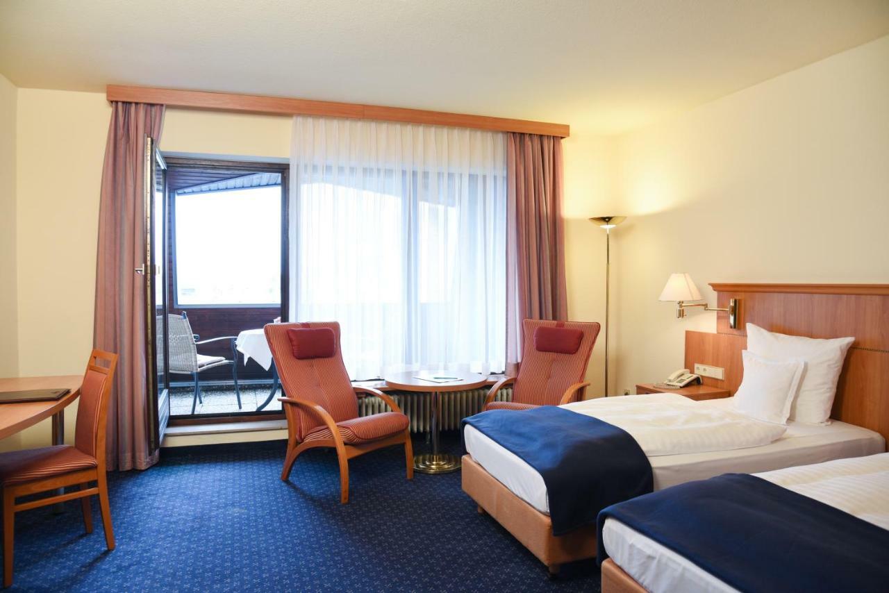 Parkhotel Bad Homburg บาดฮอมบูร์ก ฟอร์ แดร์เฮอเฮอ ภายนอก รูปภาพ
